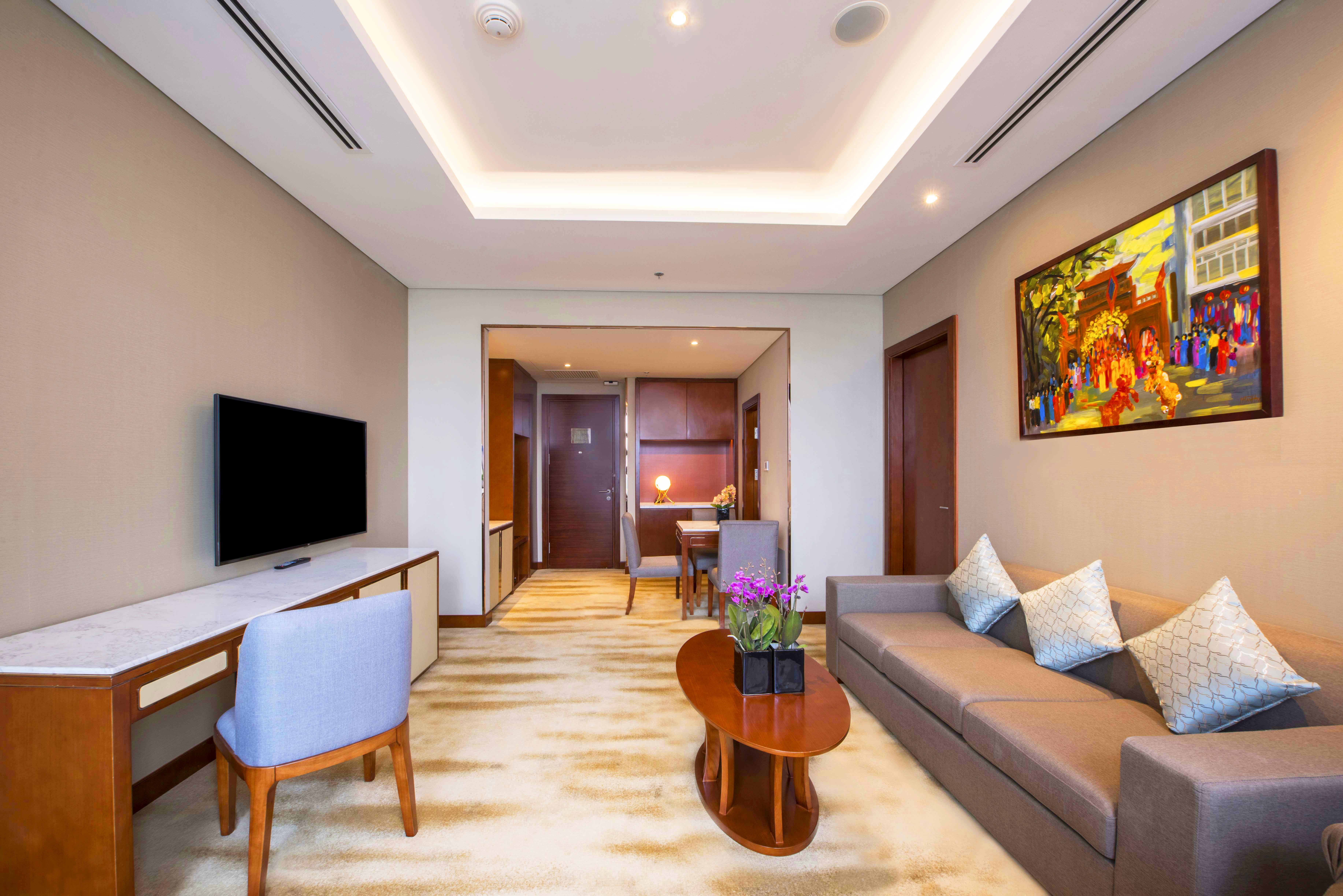 Wyndham Garden Hanoi Bagian luar foto