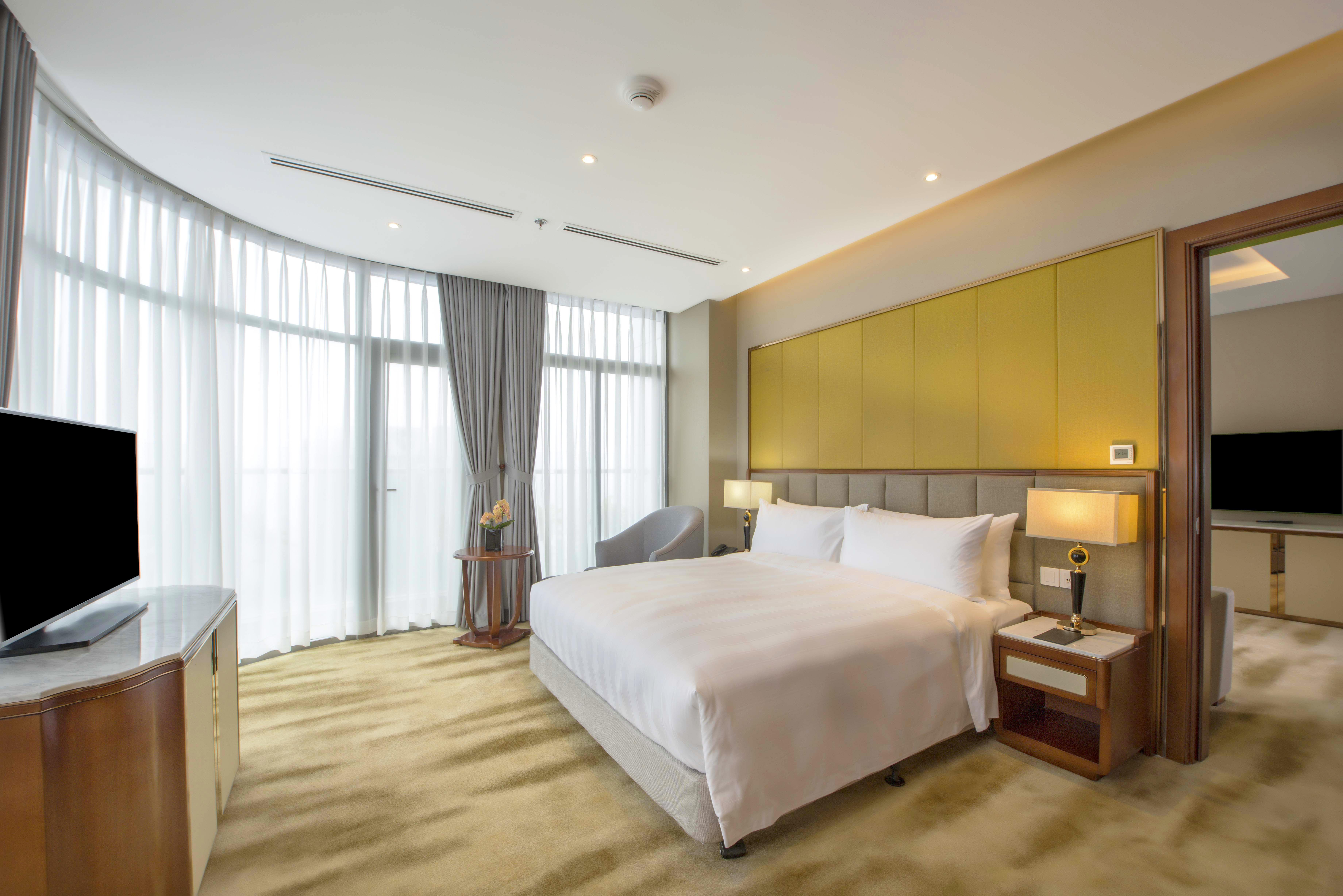 Wyndham Garden Hanoi Bagian luar foto